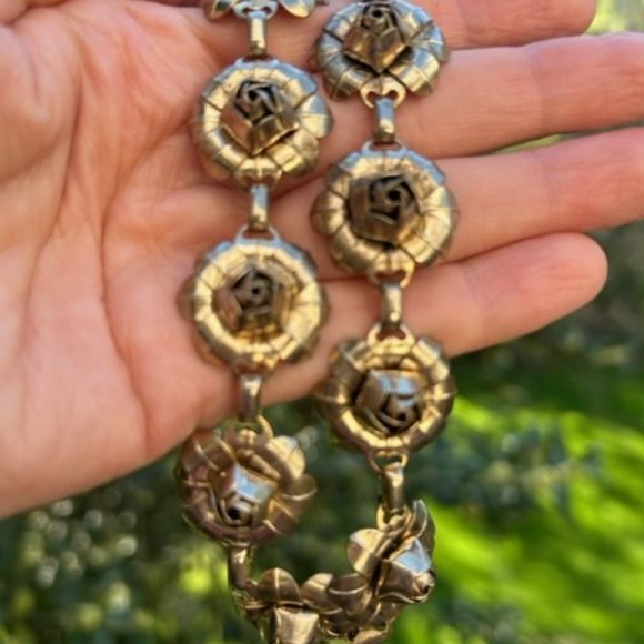 3-D Silver Metal Rose Flower Link Choker NECKLACE EARRINGS SET - Picture 5 of 11